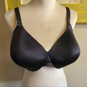 Bali bra underwire black satin new with tag sz 42D